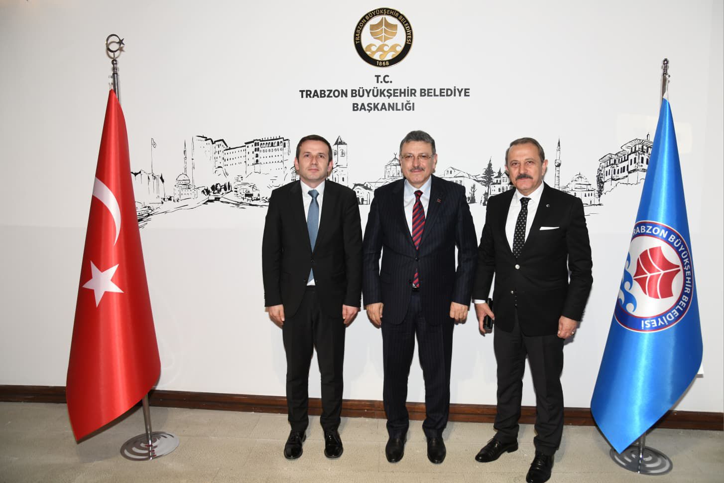 Büyükşehir Belediye Başkanımızı ziyaret ettiler 