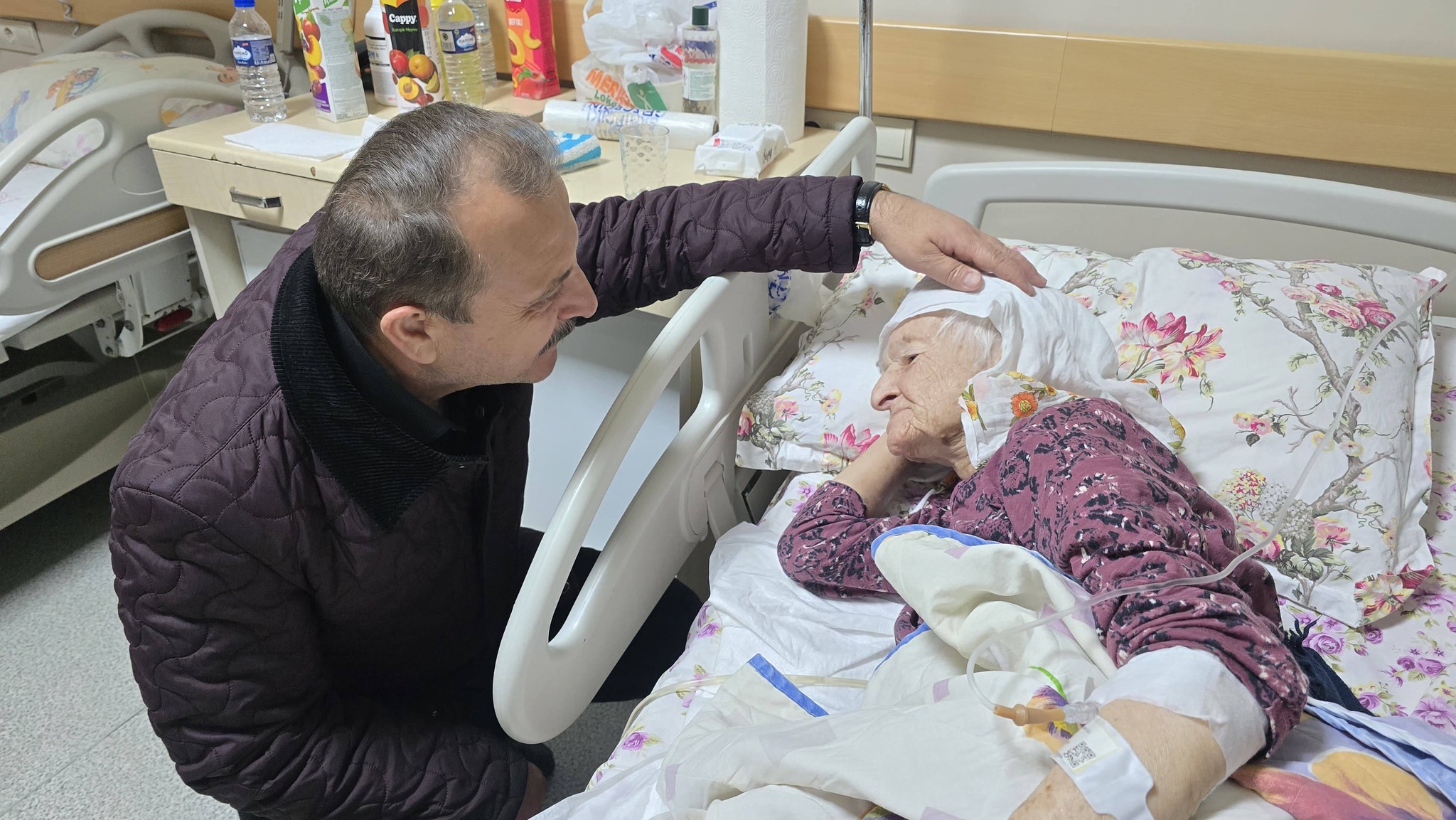 Başkanımız hastalarımızı ziyaret etti