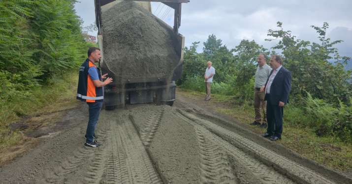 Başkanımız beton yol çalışmalarını yerinde inceledi